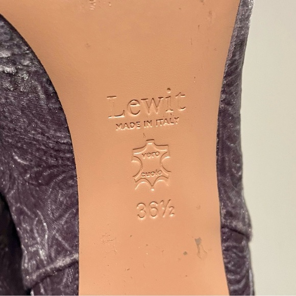 Lewit Lanzo Velvet Embossed Italian Leather Booties Grey Size 36.5 (US 6.5) - Picture 8 of 8